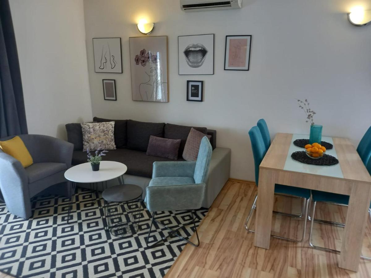 Apartmani Nella Vir Pokoj fotografie